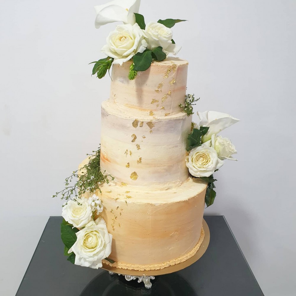 Hizon's Catering | 20 Brilliant Wedding Cake Ideas